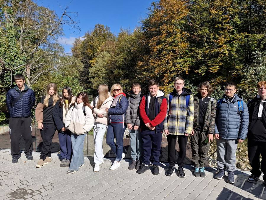 Экскурсия в Гуамское ущелье